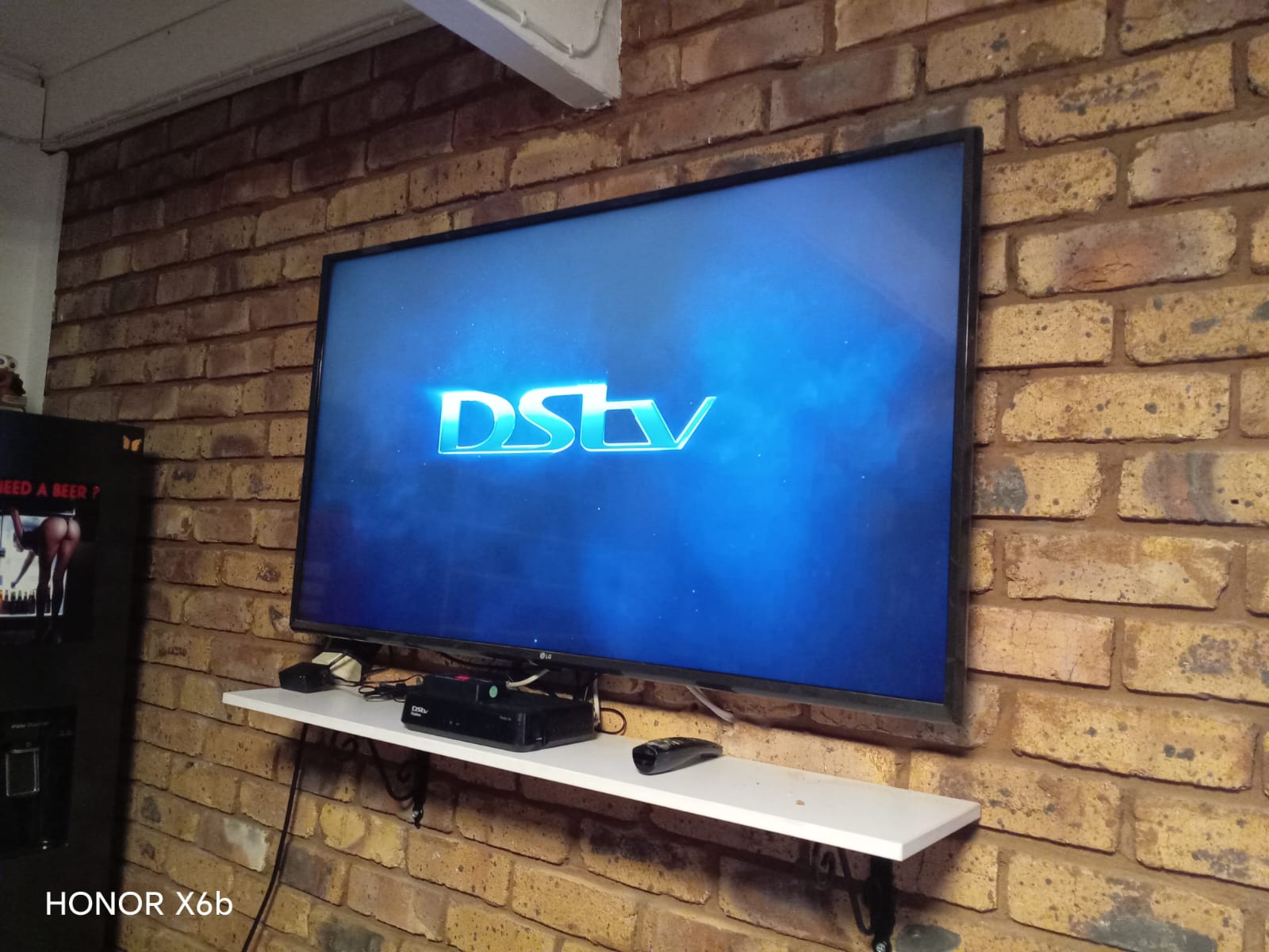 Weatherproofed cable connections on a Table View DStv setup